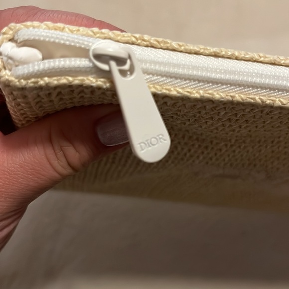 Dior Raffia Pouch - Picture 3 of 11